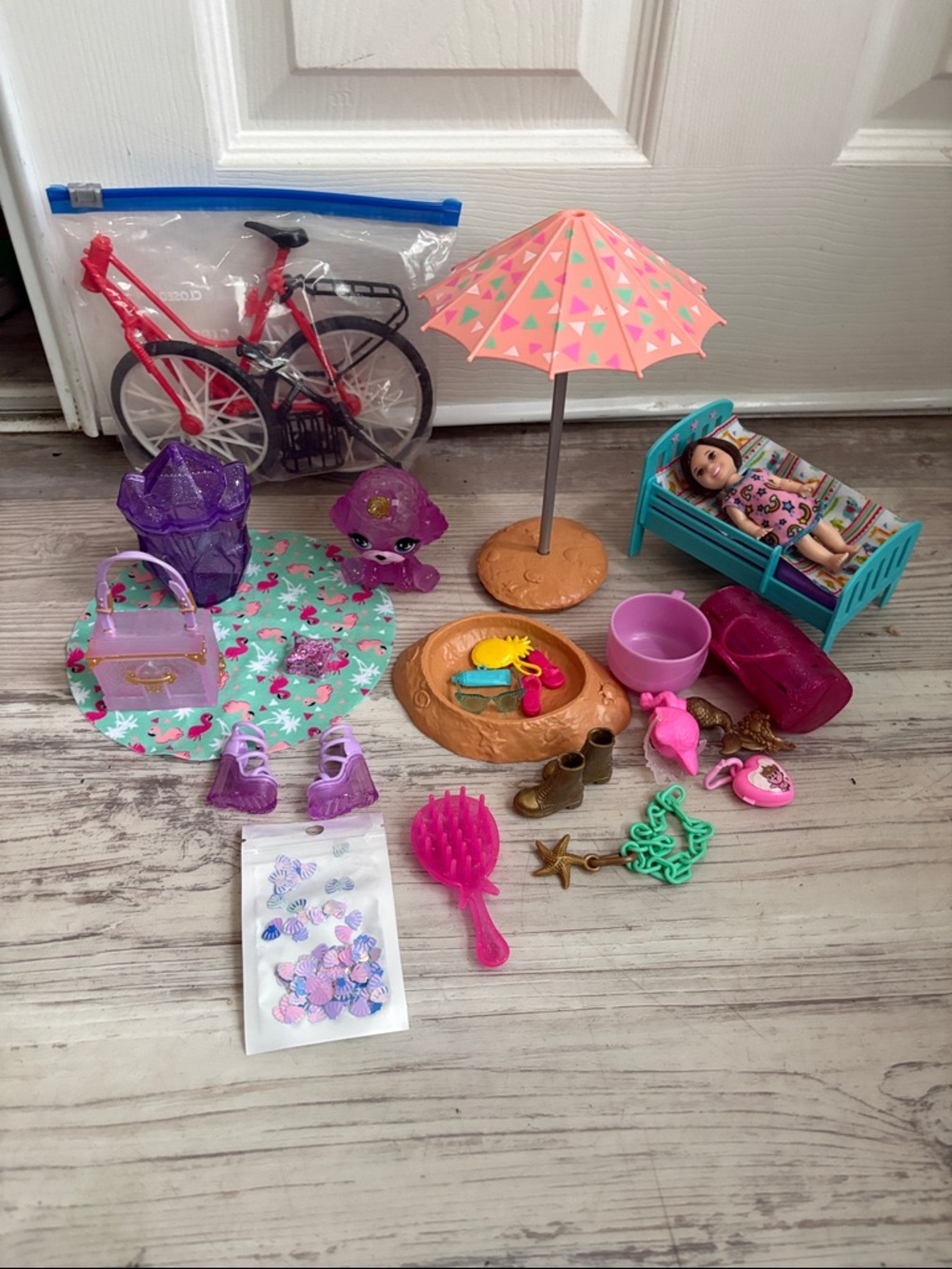 Beach Tote Doll Play Set  mix  toys Doll